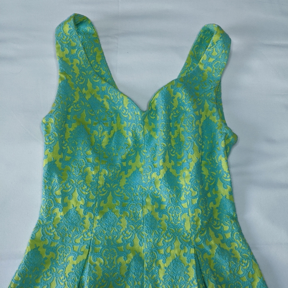 Suite Blanco Dress - Picture 5 of 6